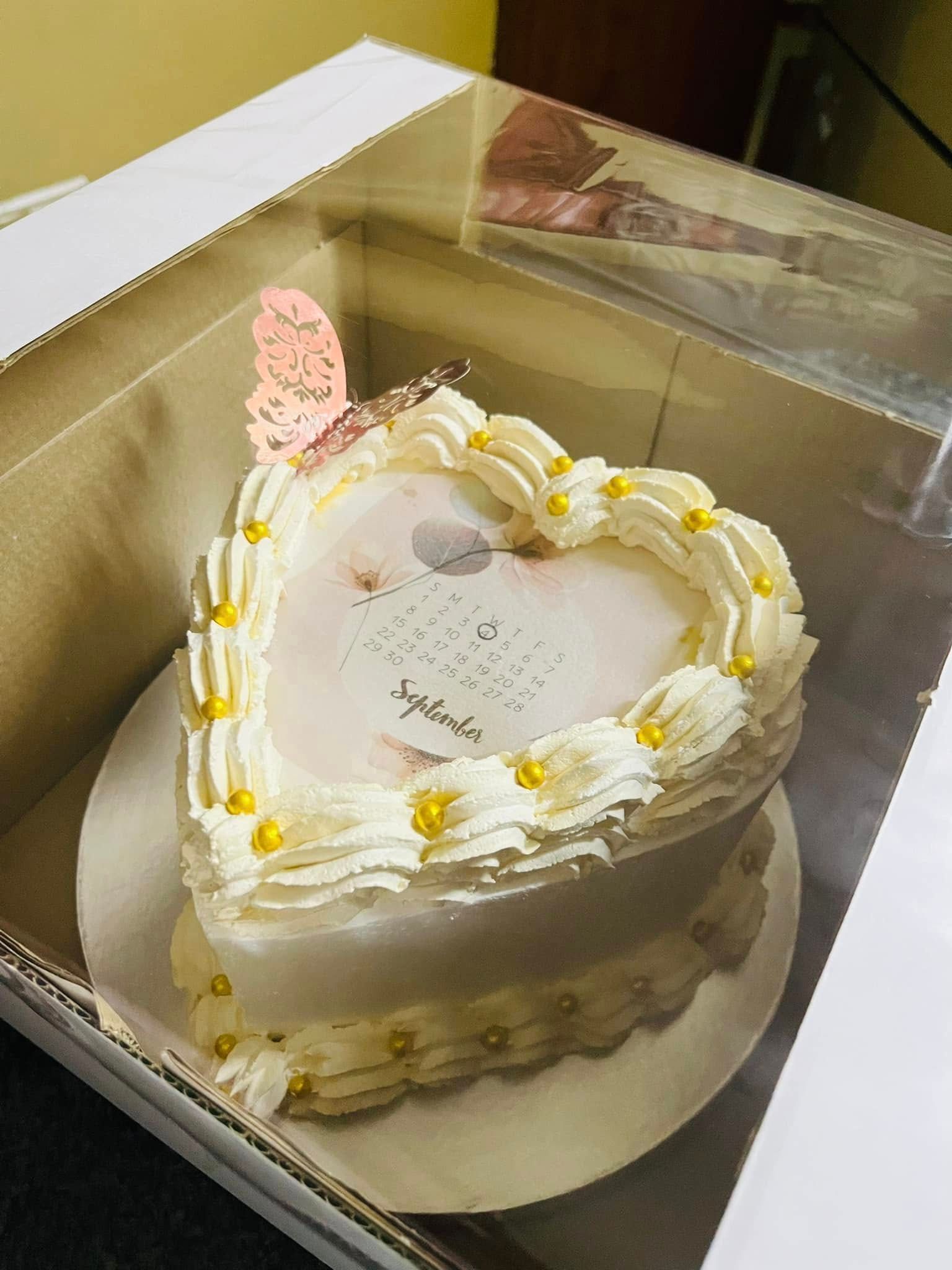 Vintage Heart Save-The-Date — a custom bake by Fikiz Bakery
